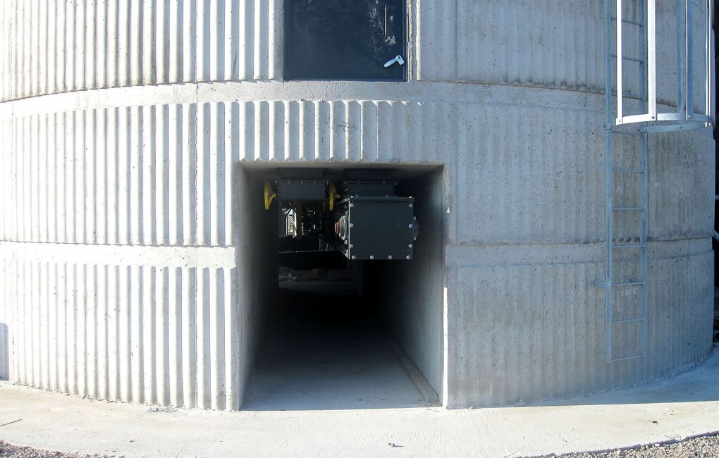 Silo tunnel.  Easier access for future maintenance and control.